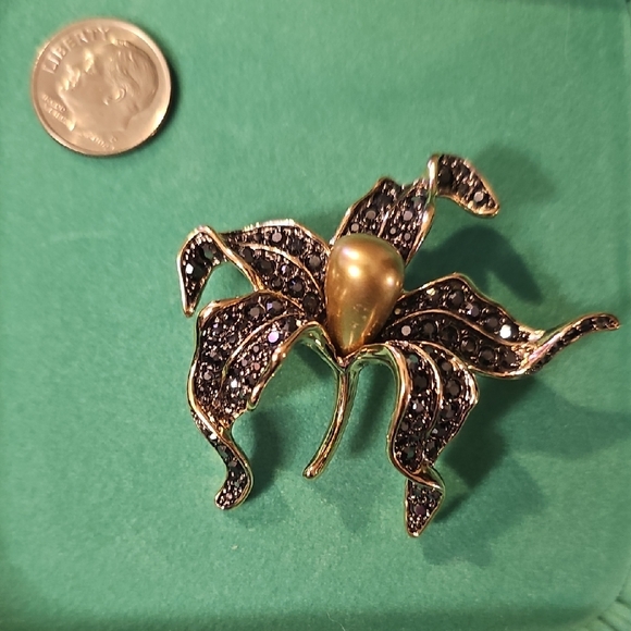 Gorgeous Kenneth Jay Lane Floral Brooch